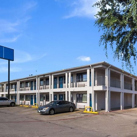 Motel 6 Irving - Loop 12 المظهر الخارجي الصورة