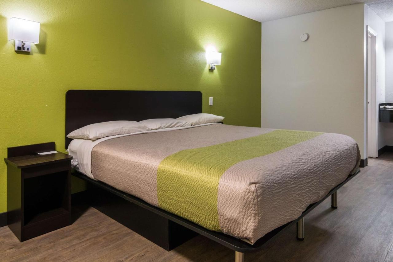 Motel 6 Irving - Loop 12 المظهر الخارجي الصورة