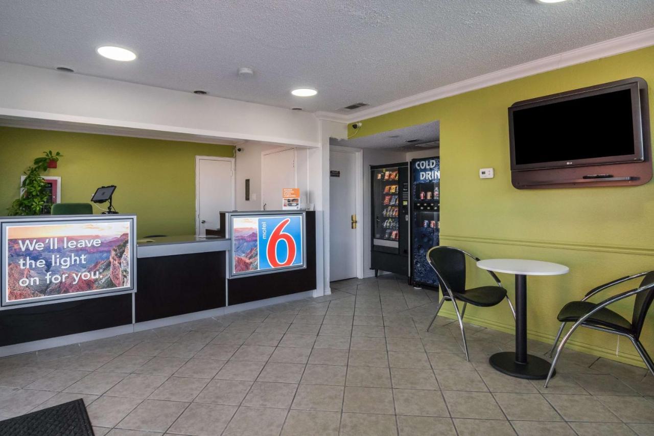 Motel 6 Irving - Loop 12 المظهر الخارجي الصورة